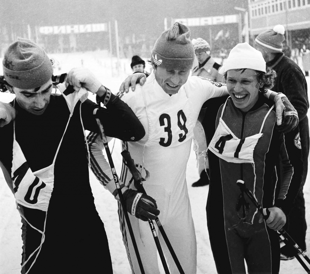 Из архива "Л.С." Николай Бажуков (слева), Сергей Савельев (в центре), ???.